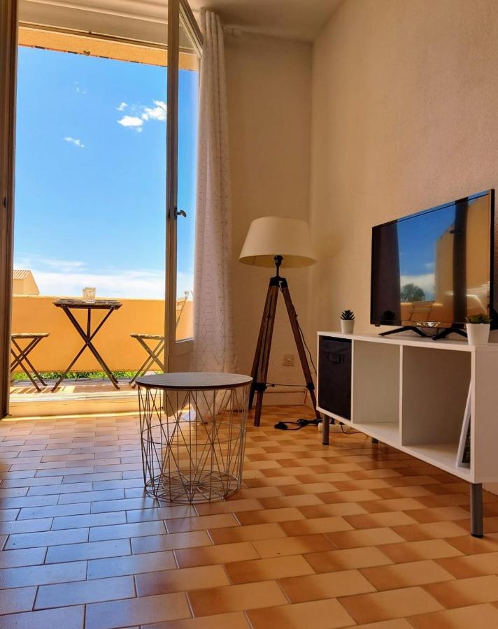 Coquet Studio Avec Belle Terrasse Apartment La Londe-les-Maures Ngoại thất bức ảnh