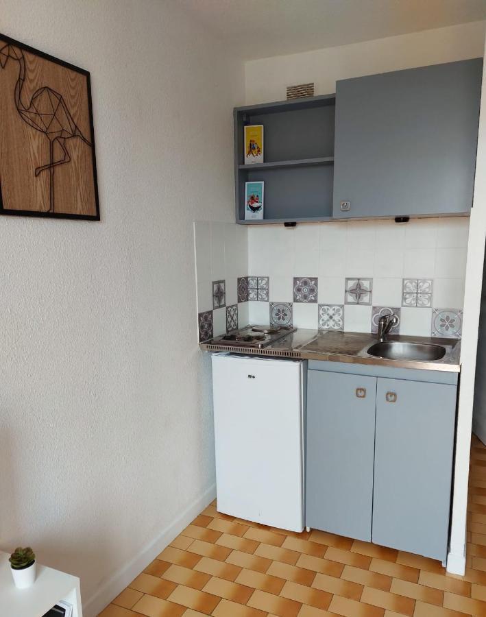 Coquet Studio Avec Belle Terrasse Apartment La Londe-les-Maures Ngoại thất bức ảnh